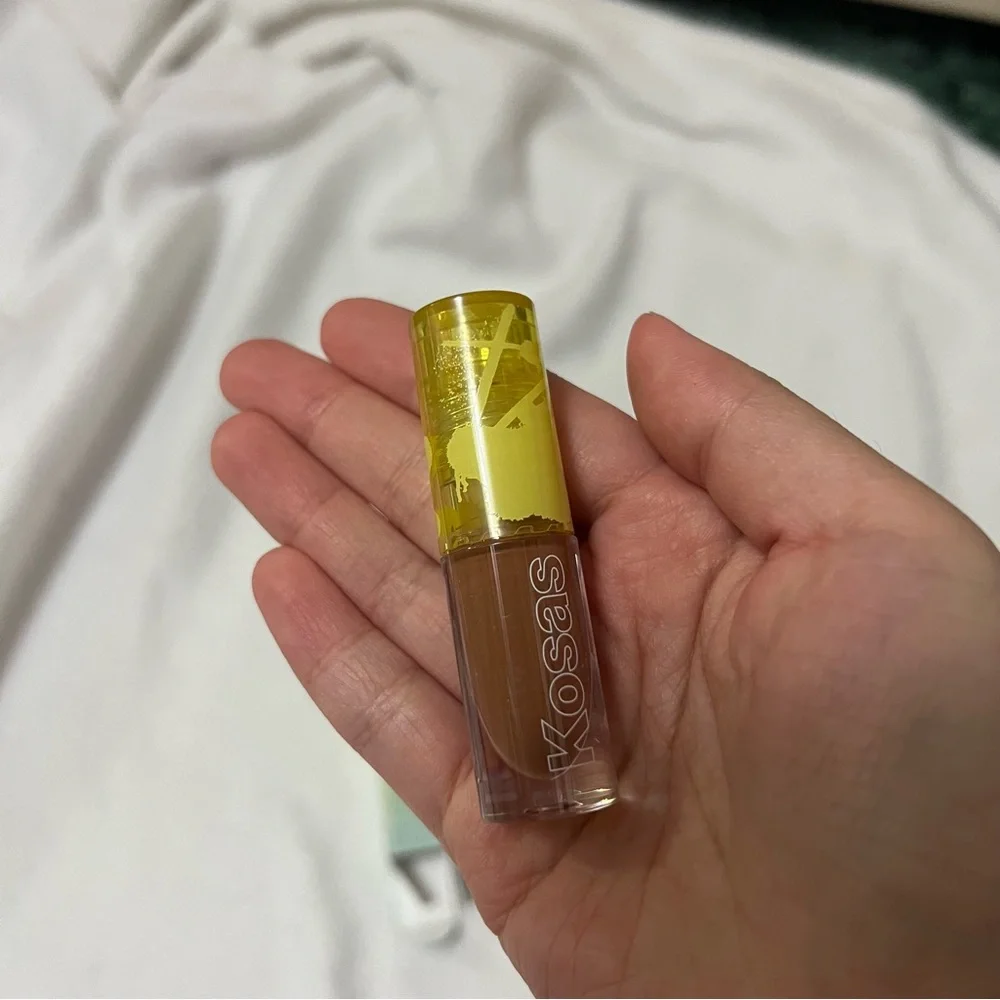 Kosas Revealer Super Creamy + Brightening Concealer 8.7N